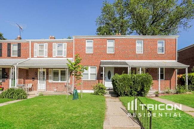 property at 8516 Willow Oak Rd