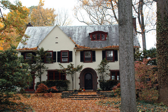 39 Berwick Rd in Merion Station, PA - Foto de edificio - Building Photo