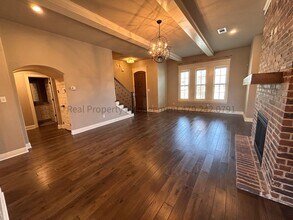 8606 Gatehouse Way in Fort Smith, AR - Building Photo - Building Photo