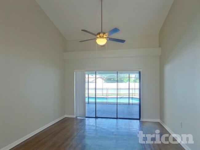1808 S Golfview Dr in Plant City, FL - Foto de edificio - Building Photo