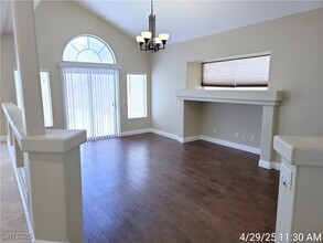 7406 Mission Palm St in Las Vegas, NV - Building Photo - Building Photo