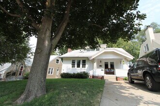 4540 Mason St in Omaha, NE - Building Photo - Building Photo