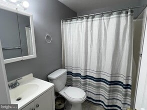 13829 Londonderry Ct in Woodbridge, VA - Building Photo - Building Photo