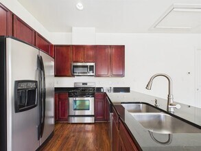 3805 Center Plaza Dr in Houston, TX - Building Photo - Building Photo
