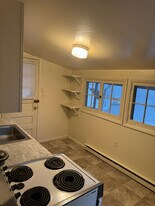 281-283-283 Main St, Unit #2 in Hudson Falls, NY - Building Photo