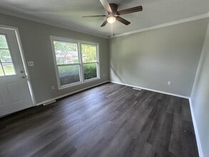 1009 Plainview Dr in Danville, KY - Building Photo - Building Photo