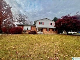 1160 Brentwood Ave in Bethlehem, PA - Building Photo
