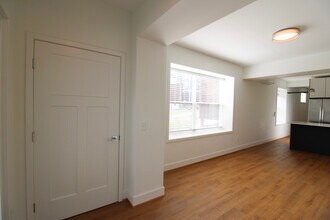 54 West Ave in Fairport, NY - Building Photo - Building Photo
