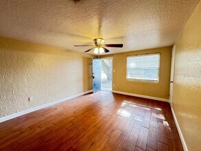 37221 Marlu Ln in Dade City, FL - Building Photo - Building Photo