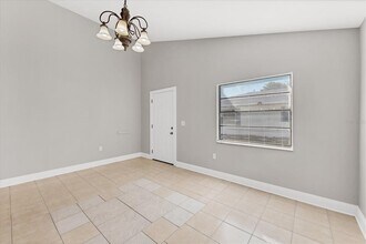 101 Avenida De Bahia in Nokomis, FL - Building Photo - Building Photo