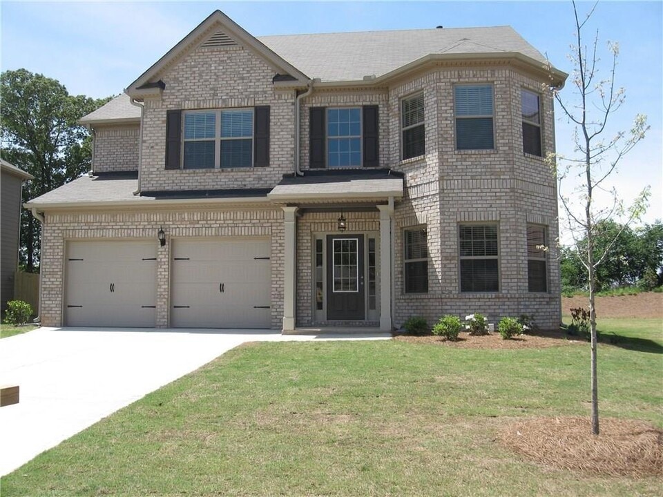 5685 Banner Blvd in Cumming, GA - Building Photo