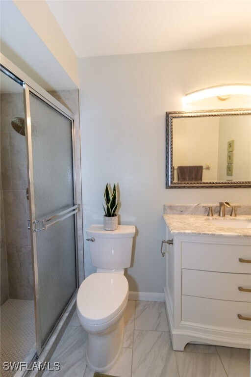property at 4920 Vincennes Ct