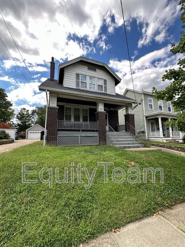 property at 3823 Drake Ave