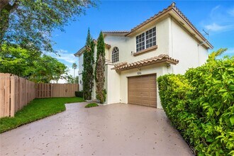 11256 SW 159th Ave in Miami, FL - Building Photo - Building Photo