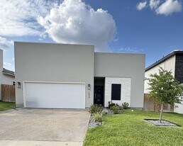 1508 Hebilla Ln in Laredo, TX - Building Photo