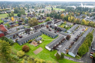 Oak Creek in Vancouver, WA - Building Photo - Building Photo