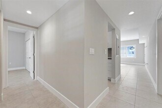 5903 Tidewood Ave in Sarasota, FL - Building Photo - Building Photo