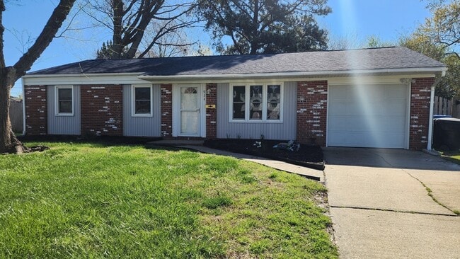 924 Carriage Hill Rd in Virginia Beach, VA - Building Photo - Building Photo