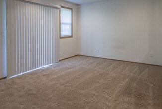 11730 51st Ave NE-Unit -A in Marysville, WA - Building Photo - Building Photo