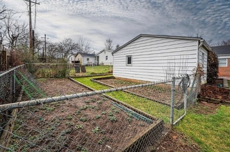 1972 Cathy Ln in Lexington, KY - Foto de edificio - Building Photo