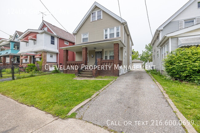 12402 Griffing Ave in Cleveland, OH - Building Photo - Building Photo