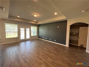338 Oak Creek Way in New Braunfels, TX - Building Photo - Building Photo