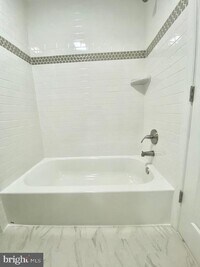 719 Reservoir St photo'