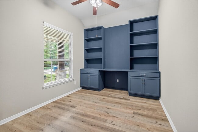 2450 Garden Shadow Dr