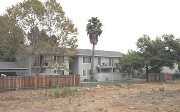 471 Laurel Ave in Hayward, CA - Building Photo - Building Photo