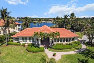 16119 Coco Hammock Way in Ft. Myers, FL - Building Photo - Building Photo