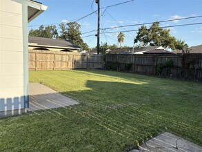 3010 Washington St in Pasadena, TX - Building Photo - Building Photo