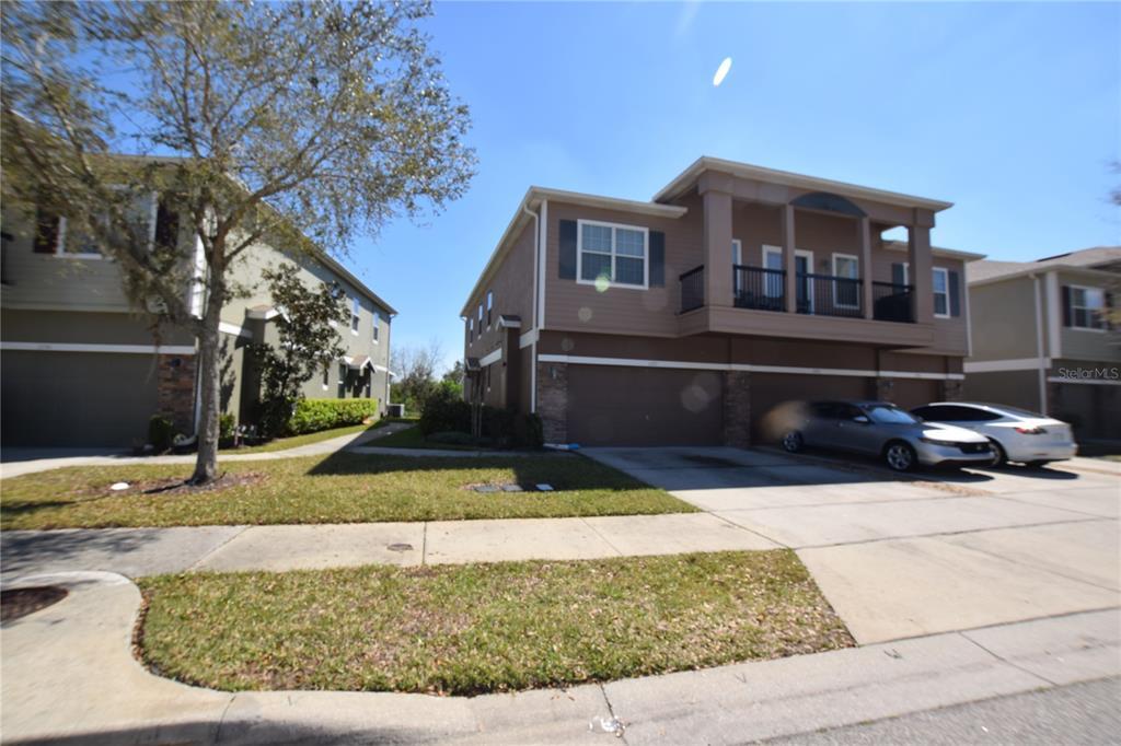 1570 Scarlet Oak Loop in Winter Garden, FL - Building Photo