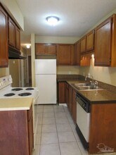 3318 Pine Forest Rd in Ensley, FL - Building Photo - Building Photo