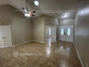 2825 Mnr Hl Dr in Brandon, FL - Building Photo - Building Photo
