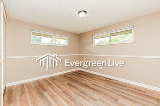 6509 Harshmanville Rd in Huber Heights, OH - Building Photo - Building Photo