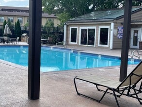 555 E Patriot Blvd in Reno, NV - Building Photo - Building Photo