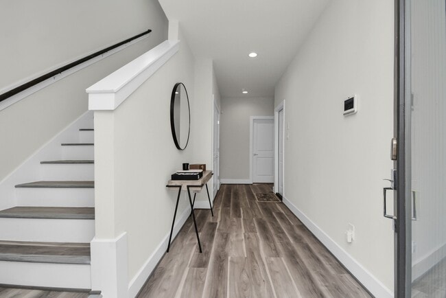 property at 2504 W Tidwell Rd