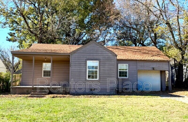 1328 S Erie Ave in Tulsa, OK - Building Photo