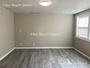 129 S Main St in Franklin, OH - Building Photo - Building Photo