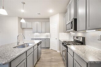 828 Laguna Grn Ln in Katy, TX - Building Photo - Building Photo