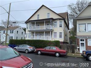 146 Dover St in Bridgeport, CT - Building Photo