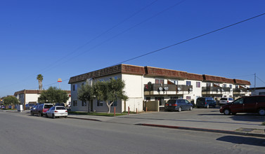 Nieto Apartments in Greenfield, CA - Building Photo - Building Photo