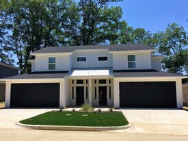 10661 Brothers Ln, Unit A in Flint, TX - Building Photo