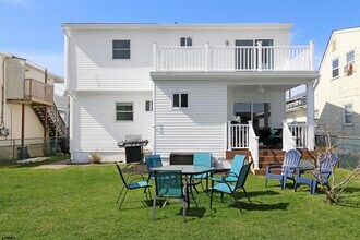 109 10th St S in Brigantine, NJ - Building Photo - Building Photo