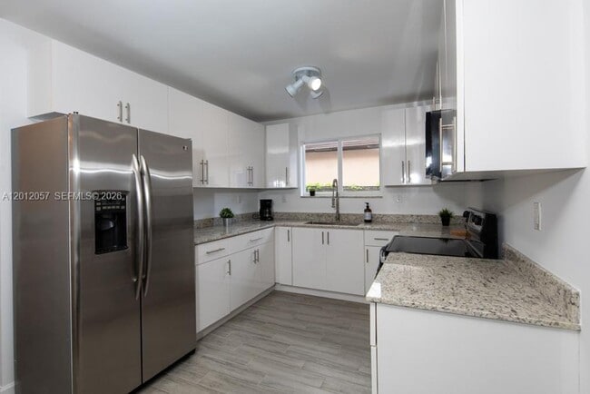 property at 2800 SW 4th St