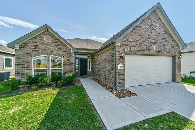 13030 Laura Lake Dr in Willis, TX - Building Photo - Building Photo