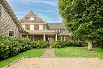 32 Sagg Rd in Sagaponack, NY - Building Photo - Building Photo