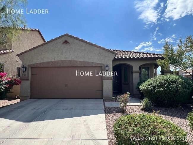 3687 E Rakestraw Ln in Gilbert, AZ - Building Photo - Building Photo