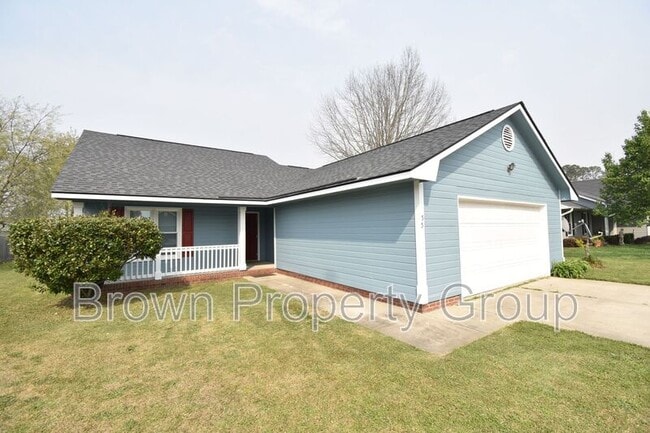 55 Surfwind Dr in Spring Lake, NC - Building Photo - Building Photo