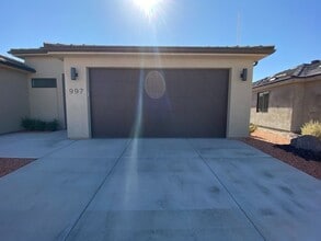 997 Jonathon Dr in Washington, UT - Building Photo - Building Photo
